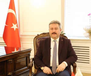 Başkan Palancıoğlu sporcu Funda Taşkın’ı tebrik etti