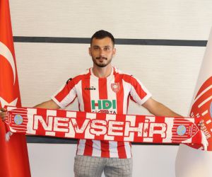 Yıldıray Koçak, Nevşehir Belediyespor forması giyecek