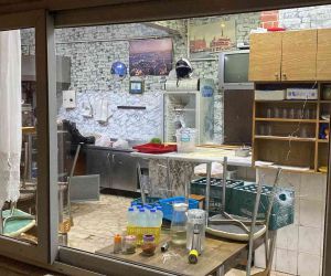 Ataşehir’de lokanta sahibiyle tartışan müşterinin yakınları kurşun yağdırdı