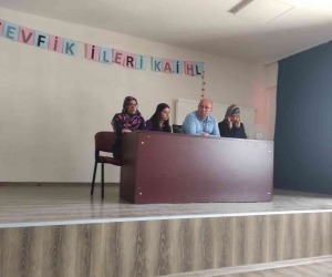 Ahmet Tevfik İleri, ismini taşıyan okulda anıldı