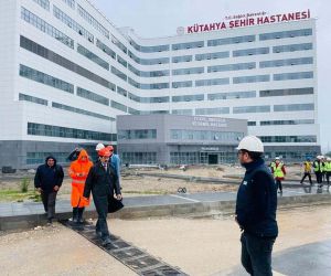 Rektör Ahmet Tekin, Şehir Hastanesini inceledi