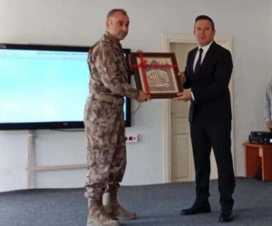 Özel Harekat Daire Başkanı lise öğrencileriyle bir araya geldi