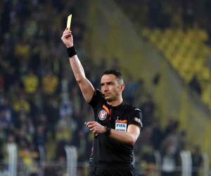Abdulkadir Bitigen ilk kez Galatasaray - Fenerbahçe derbisi yönetecek