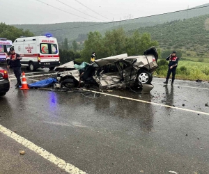 Balıkesir’de trafik kazası: 1 ölü, 3 yaralı