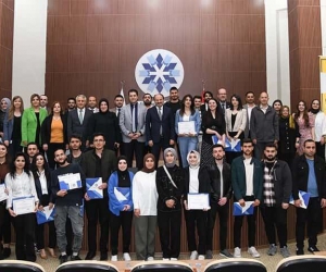 ETÜ’de TÜBİTAK desteği alan öğrenciler için ödül töreni düzenlendi