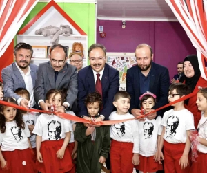 Vali Kızılkaya, minik öğrencilerle bir araya geldi