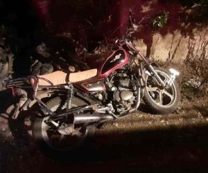 Bilecik’te 2 motosiklet kafa kafaya çarpıştı, 3 kişi yaralandı