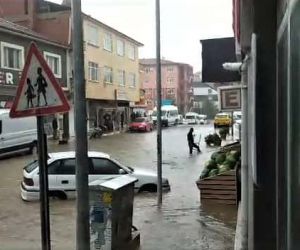Karabük’te sağanak: Metrekareye 43 kilogram yağış düştü