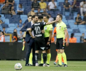 Belhanda ile hakem Erkan Özdamar arasında gerginlik yaşandı