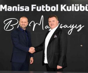 Manisa FK’da, Osman Zeki Korkmaz imzayı attı