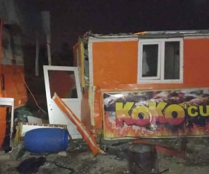 Yolcu otobüsü ile otomobil çarpıştı: 2 ölü, 2 yaralı