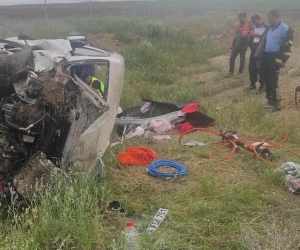 Hafif ticari araç şarampole düştü: 1 ağır yaralı