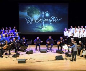 Türk Halk Müziği Personel Korosu’ndan “Oy Bizim Eller” konseri