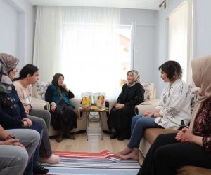 Fatma Çolakbayrakdar, Çölyaklı Aileleri Ziyaret Etti