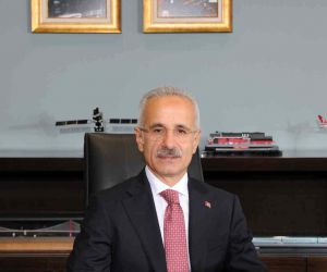 Ulaştırma ve Altyapı Bakanı  Abdulkadir Uraloğlu:
