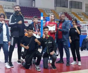 Fadime Sultan Demir’den Muay Thai şampiyonasında Türkiye ikinciliği