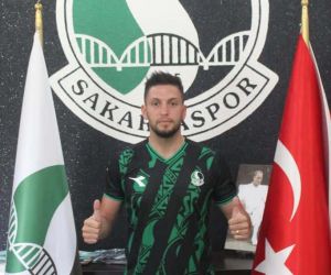 Sakaryaspor, Bülent Cevahir ile 1 yıllık sözleşme imzaladı