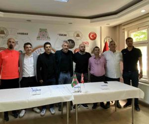 Isparta 32 Spor, Hakan Hayati  Karaca ile sözleşme imzaladı