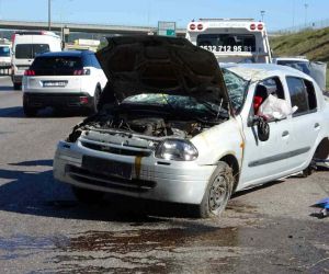 Tuzla’da bayram tatili dönüşü kaza: 3 yaralı