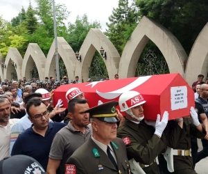 Şehit Piyade Sözleşmeli Er Hasan Taş son yolculuğuna uğurlandı