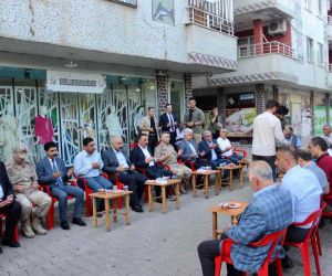 Siirt Valisi Hacıbektaşoğlu, Garzan Çayı’nda boğulan gencin ailesine taziye ziyaretinde bulundu