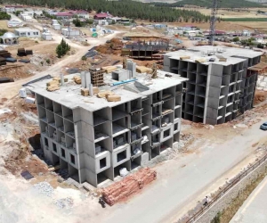 Bakan Özhaseki: “Nurdağı’nda depremzedeler sağlam ve güvenli yuvalarına kavuşacak”