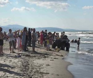 Boğulma vakalarının arttığı Samsun’da 10 bölgede denize girmek yasaklandı