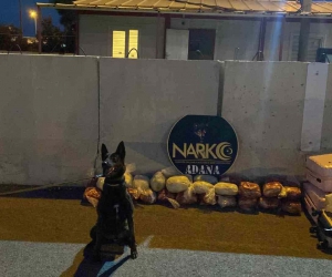 Biber salçalı ve zeytinyağlı 27 kilo esrar ele geçirildi