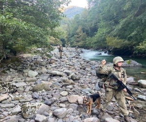 Türkiye’den yasa dışı yollarla Yunanistan’a geçmeye çalışan 9 şahıs yakalandı