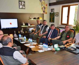 Tarım ve Orman Bakan Yardımcısı Dr. Veysel Tiryaki Edremit’i ziyaret etti