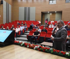 Başkan Palancıoğlu’ndan Müteahhitlere Kentsel Dönüşüm Sunumu