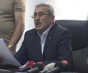 CHP’de istifa şoku: 9 meclis üyesi istifa etti
