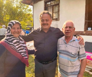 Altınöz: “Milletle iç içe bir siyaset yapıyoruz”