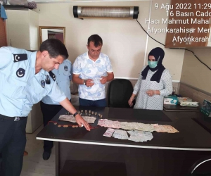 Dilenci kadının üzerinden adeta bir servet çıktı