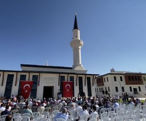 Valide Hanım Camisi ibadete açıldı