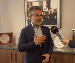 Yeniden Refah Partisi'nden AK Parti'ye tepki: Protokole uymuyorlar, rahatsızız