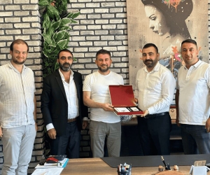 Burhan Sebest’ten İnegölspor’a maddi destek