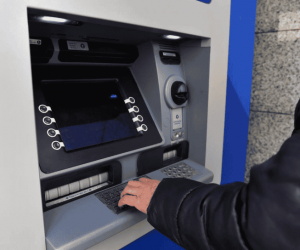 Para çekme sınırı değişti! Gitmeden kontrol edin ATM'lerde yeni dönem...