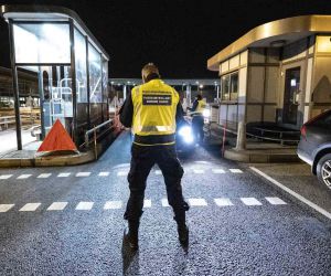 İsveç, Kur’an-ı Kerim’e yönelik saldırıların ardından sınır kontrollerini artıracak