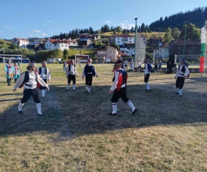 İnegöl Halk Dansları Topluluğu festival turnesinde