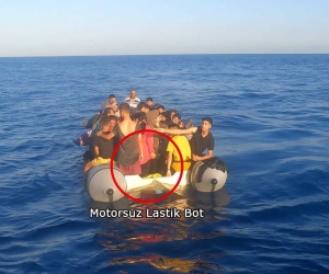 Yunan unsurları motorunu söktükleri lastik bottaki göçmenleri ölüme terk etti
