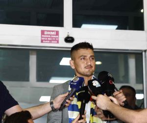Fenerbahçe’nin yeni transferi Cengiz Ünder İstanbul’a geldi