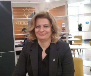 AK Parti Söke İlçe Başkanı Sibel Menderes görevinden ayrıldı