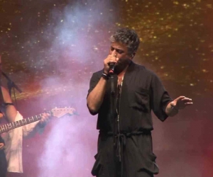 Şile’de  Bezi Kültür ve Sanat Festivali çoşkusu Emre Altuğ konseriyle başladı