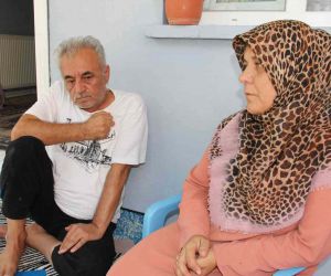 Önce maaşı kesildi sonra depremde evlatlarını kaybetti
