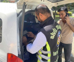 Fatih’te dron destekli yaya geçidi denetimi