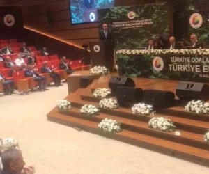 Başkan Vedat Öztürk ekonomi şurasında bakanlara sorunları anlattı