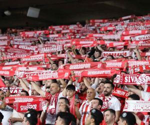 Sivasspor taraftarı takımını yalnız bırakıyor