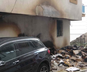 Hurdalarda çıkan yangında 3 daire ve 1 araba hasar gördü