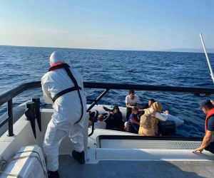 Türk kara sularına geri itilen 19 düzensiz göçmen kurtarıldı